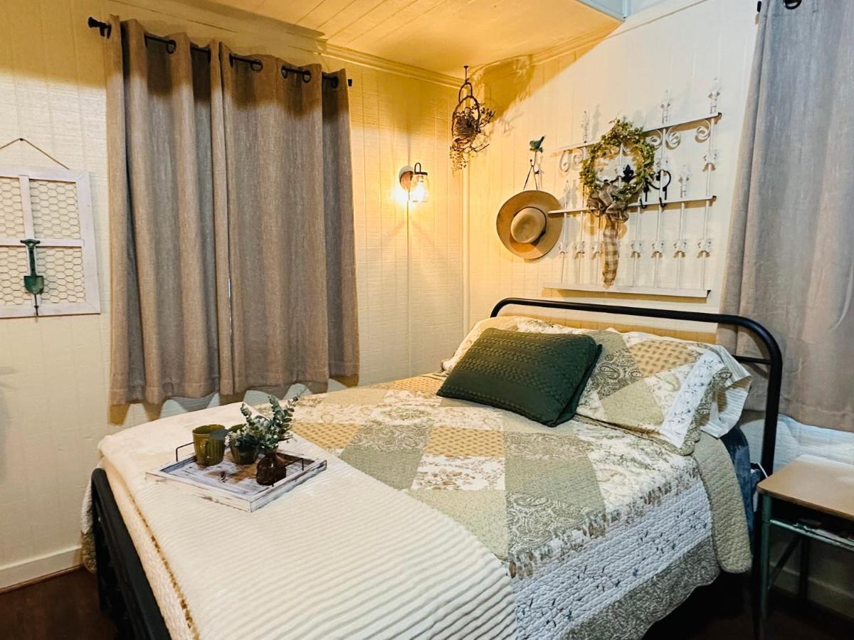 Acorn Hideaways Canton Unwind At Green Gables Suite For Up To 3 外观 照片