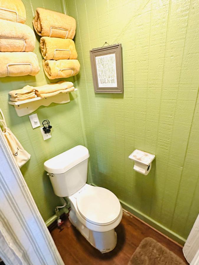 Acorn Hideaways Canton Unwind At Green Gables Suite For Up To 3 外观 照片